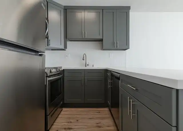 Property at 1 & 2 Bedroom Apartment in KoreaTown, Los Angeles with Balcony - 410 S Manhattan Pl, Los Angeles, CA, 90020, 1 bed, 1 bath, [object Object]