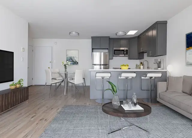 Photo of 410 S Manhattan Pl, Los Angeles, CA 90020