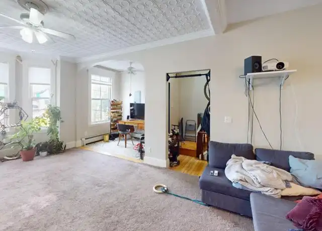 Property at 40 Pearl St, Cambridge, MA, 02139, 3 beds, 1 bath, [object Object]