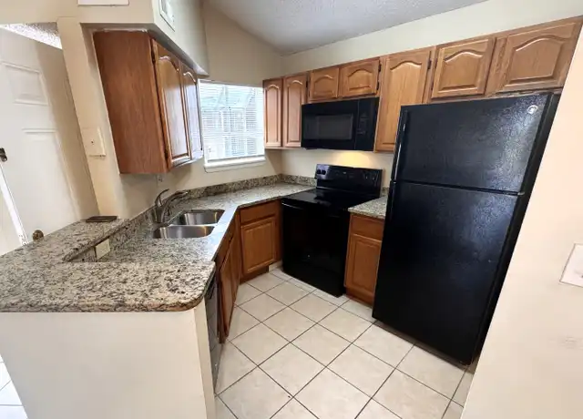 Property at 1916 Lake Atriums Cir #34, Orlando, FL, 32839, 1 bed, 1 bath, [object Object]