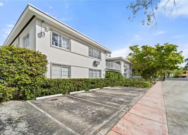 Property at 6905 Rue Vendome Unit 2, Miami Beach, FL, 33141, 1 bed, 1 bath, [object Object]