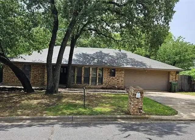Property at 7517 Cimarron Dr, North Richland Hills, TX, 76182, 3 beds, 2 baths, [object Object]