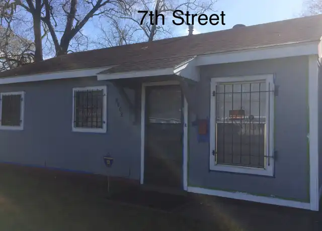 Property at 2808 7th St, Lake Charles, LA, 70615, 3 beds, 1 bath, [object Object]