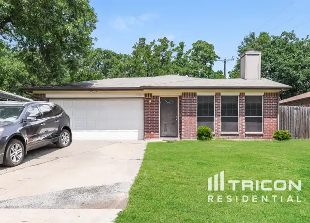 Property at 1102 Glen Creek Dr, Mansfield, TX, 76063, 3 beds, 2 baths, [object Object]