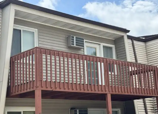Property at 116 Berkley Rd Unit 8, Verona, WI, 53593, 2 beds, 1 bath, [object Object]