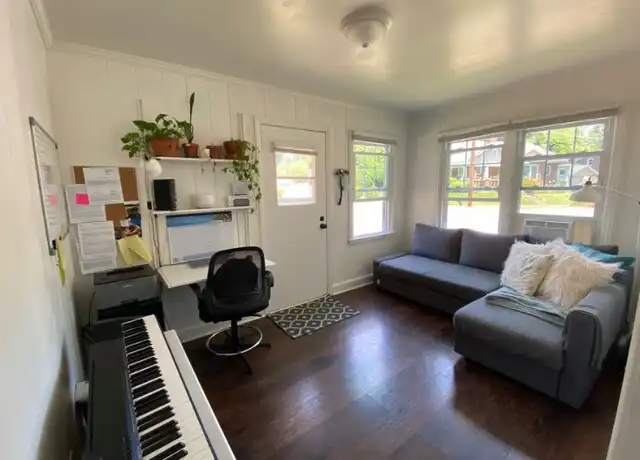 Property at 800 Lockland Ave, Winston Salem, NC, 27103, 1 bed, 1 bath, [object Object]