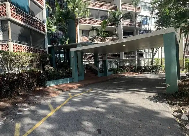 Property at 4222 Inverrary Blvd #4308, Lauderhill, FL, 33319, 1 bed, 1.5 baths, [object Object]