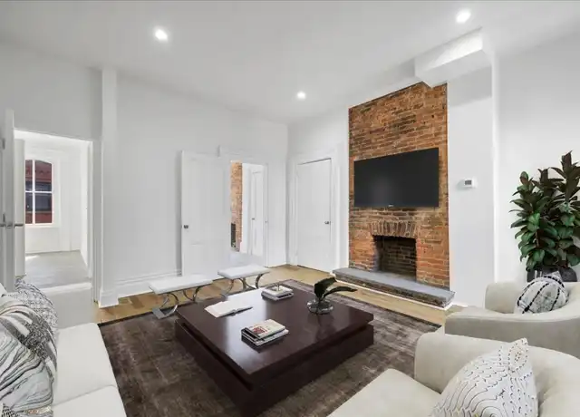 Property at 93 43rd St Unit 2, Pittsburgh, PA, 15201, 3 beds, 1 bath, [object Object]