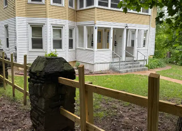 Property at 2 Arch St, Manchester, CT, 06040, 3 beds, 1 bath, [object Object]
