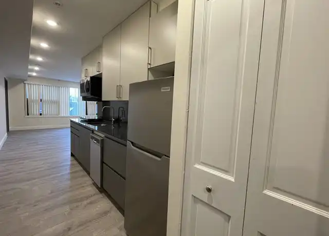 Property at 1028 Commonwealth Ave Unit 402, Boston, MA, 02215, 0 beds, 1 bath, [object Object]