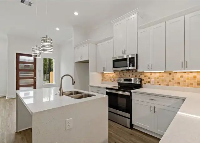 Property at 4619 Stassen St Unit B, Houston, TX, 77051, 3 beds, 2.5 baths, [object Object]