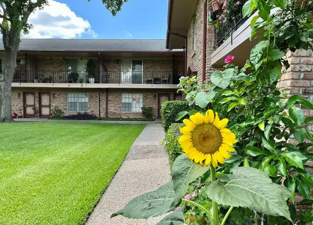 Property at 7600 Burgoyne Rd #115, Houston, TX, 77063, 2 beds, 1.5 baths, [object Object]