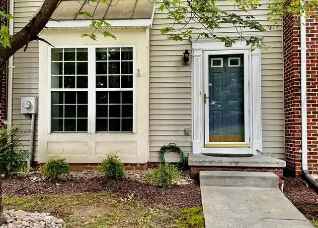 Property at 403 Chatham Sq, Winchester, VA, 22601, 3 beds, 1.5 baths, [object Object]