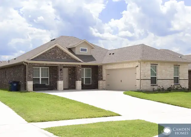 Property at 193 Colgate Ave, Red Oak, TX, 75154, 4 beds, 2 baths, [object Object]