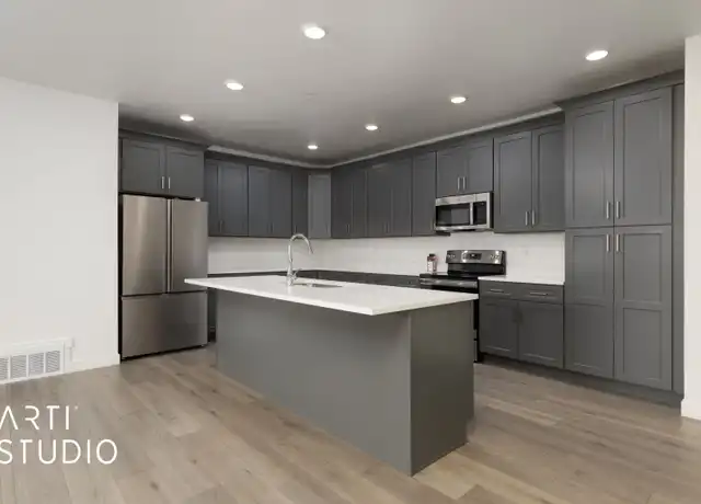 Property at 8342 Sky Mirror Ln Unit 304, Sandy, UT, 84070, 3 beds, 2 baths, [object Object]