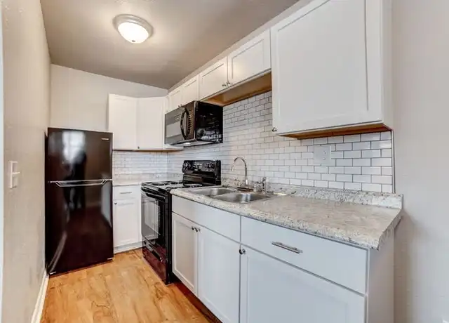 Property at 2436 E 6th St Unit 2436 03, Tulsa, OK, 74104, 1 bed, 1 bath, [object Object]