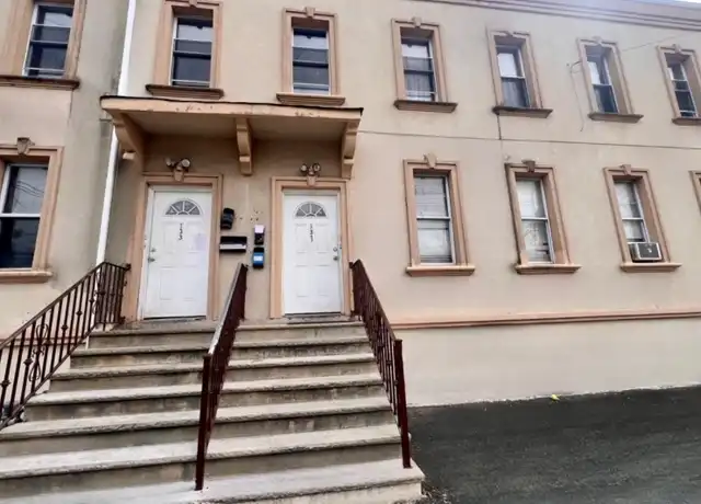Property at 133 Second St, Elizabethport, NJ, 07206, 2 beds, 1 bath, [object Object]
