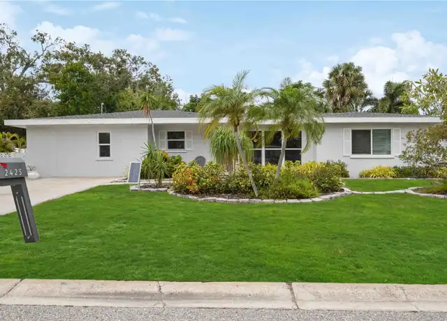 Property at 2425 Clematis St, Sarasota, FL, 34239, 2 beds, 2 baths, [object Object]