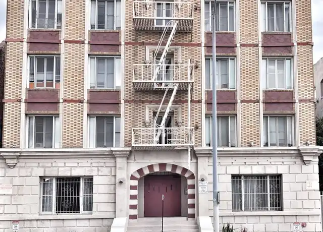Property at 1724 N Edgemont St Unit 202, Los Angeles, CA, 90027, 0 beds, 1 bath, [object Object]