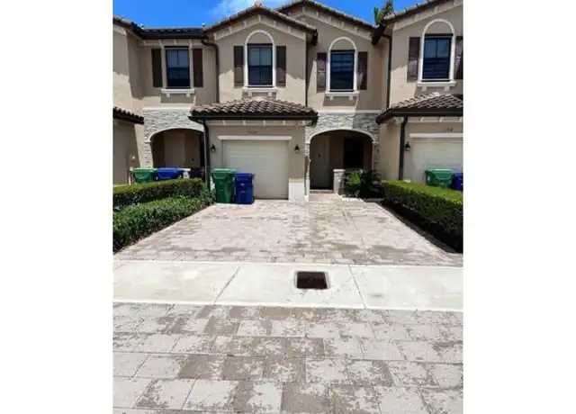 Property at 11370 SW 254th Ter, Homestead, FL, 33032, 3 beds, 3 baths, [object Object]