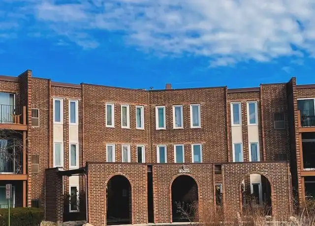 Property at 1575 Sandpebble Dr #104, Wheeling, IL, 60090, 2 beds, 2 baths, [object Object]