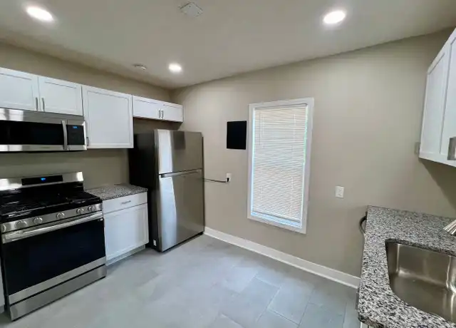 Property at 502 William St Unit 2, Omaha, NE, 68108, 1 bed, 1 bath, [object Object]