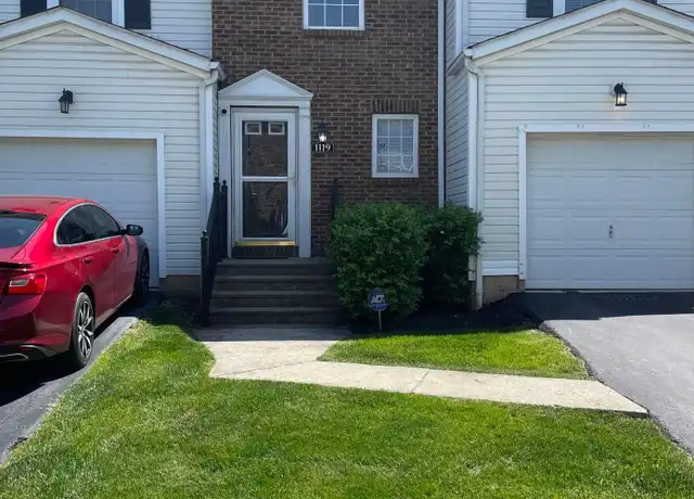 Property at 1119 Green Knoll Dr, Westerville, OH, 43081, 2 beds, 2.5 baths, [object Object]
