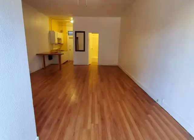 Property at 101 Dudley Ave Unit B, Venice, CA, 90291, 0 beds, 1 bath, [object Object]