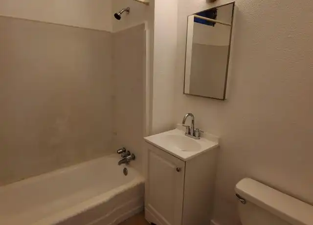 Property at 101 Dudley Ave Unit B, Venice, CA, 90291, 0 beds, 1 bath, [object Object]