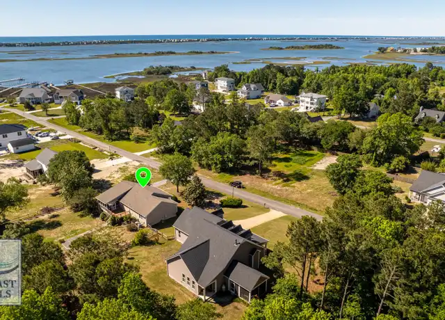 Property at 212 Topsail Watch Dr, Hampstead, NC, 28443, 5 beds, 3 baths, [object Object]