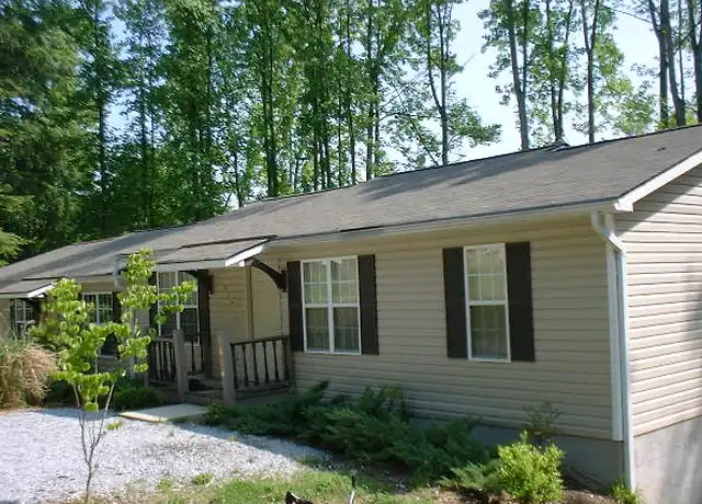 Property at 1820 Lower Ridgewood Blvd Unit 1820, Hendersonville, NC, 28791, 3 beds, 2 baths, [object Object]