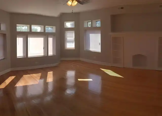 Property at 8016 S Paulina St Unit 3, Chicago, IL, 60620, 4 beds, 1 bath, [object Object]