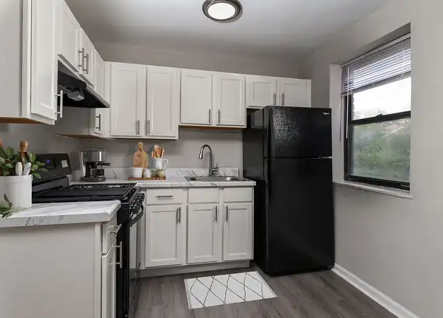 Property at 1869 West - 1869 Chessland St, Pittsburgh, PA, 15205, 2 beds, 1 bath, [object Object]