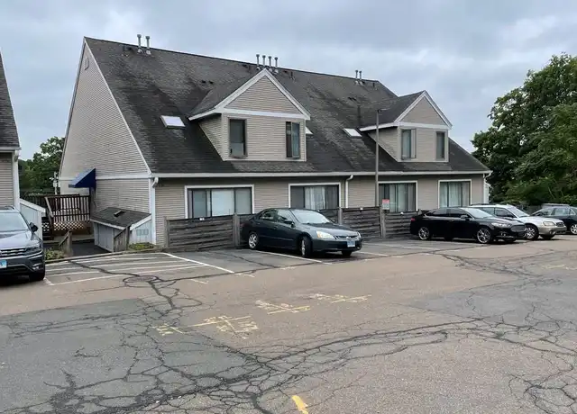 Property at 1690 Dixwell Ave Unit C14, Hamden, CT, 06518, 1 bed, 1 bath, [object Object]