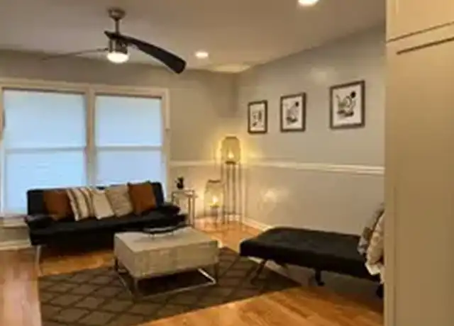 Property at 4434 Elmwood Ave, Kansas City, MO, 64130, 1 bed, 1 bath, [object Object]