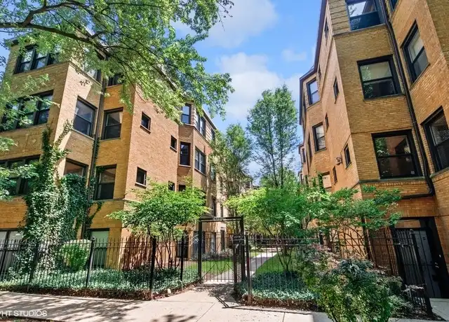 Property at 7635 N Greenview Ave Unit 1W, Chicago, IL, 60626, 2 beds, 1 bath, [object Object]