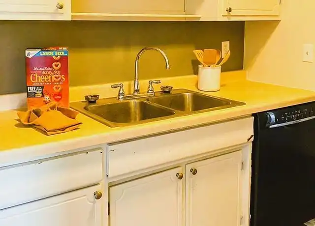 Property at 8300 W 31st St Unit 205, St Louis Park, MN, 55426, 1 bed, 1 bath, [object Object]