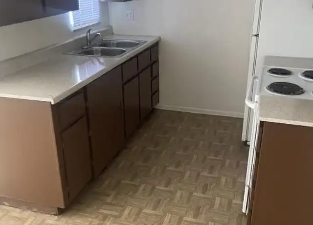 Property at 5110 W Encanto Blvd, Phoenix, AZ, 85035, 1 bed, 1 bath, [object Object]