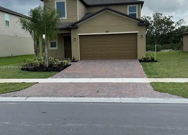 Property at 682 Carlyle Way, Fort Pierce, FL, 34947, 5 beds, 2.5 baths, [object Object]