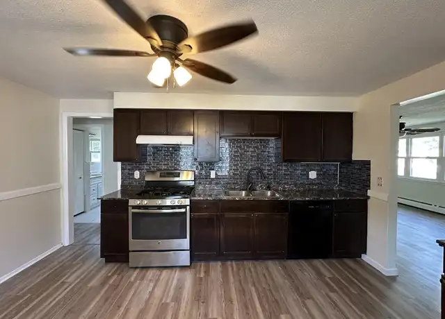 Property at 226 Welton St Unit 228, Hamden, CT, 06517, 3 beds, 1 bath, [object Object]