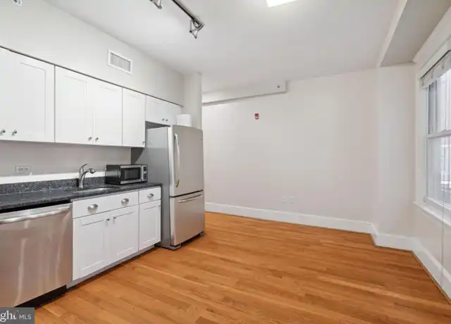 Property at 1955 Locust St Unit 1R, Philadelphia, PA, 19103, 1 bed, 1 bath, [object Object]