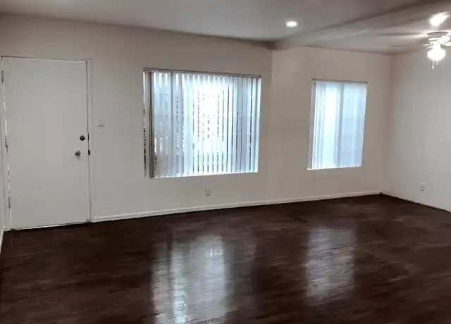 Property at 3419 Club Dr Unit 05, Los Angeles, CA, 90064, 2 beds, 1 bath, [object Object]