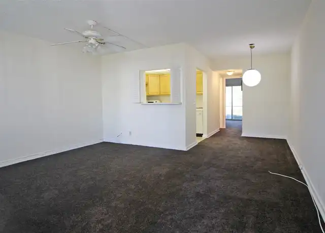 Property at 315 Newport V #315, Deerfield Beach, FL, 33442, 1 bed, 1 bath, [object Object]