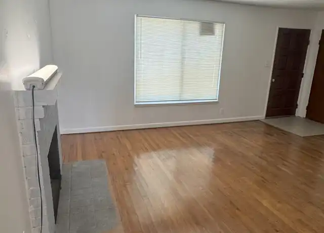 Property at 5640 Holiday Dr, Stockton, CA, 95207, 3 beds, 2 baths, [object Object]