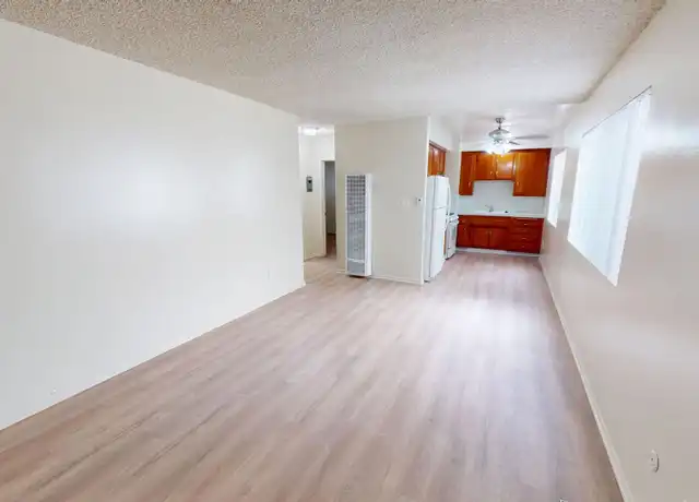 Property at 740 Laconia Blvd Unit 11, Los Angeles, CA, 90044, 2 beds, 1 bath, [object Object]