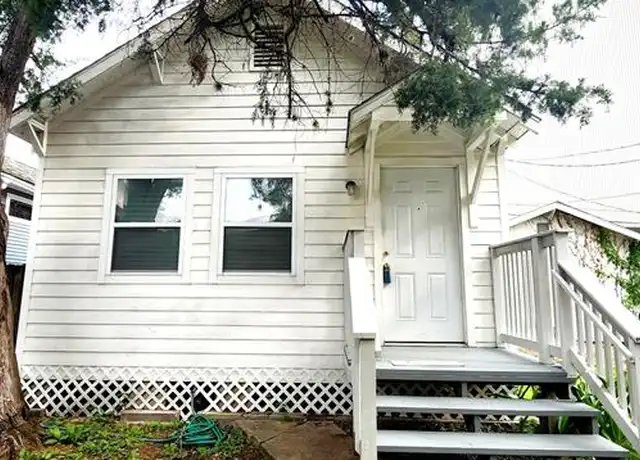 Property at 725 E 10 1/2 St Unit B, Houston, TX, 77008, 1 bed, 1 bath, [object Object]