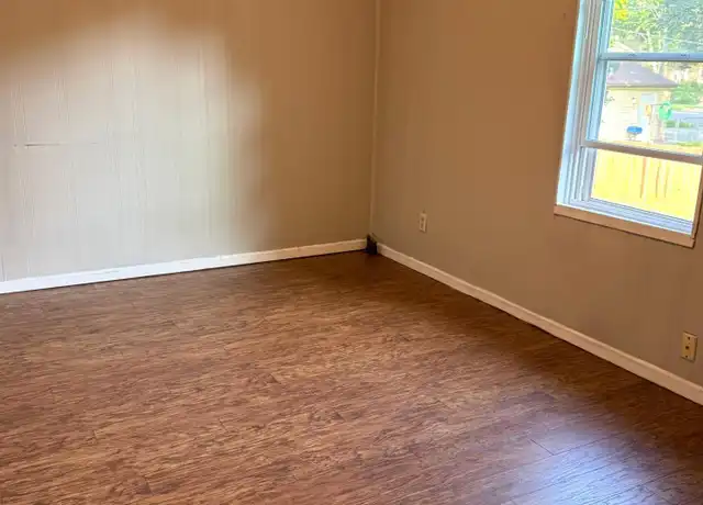 Property at 778 Winslow Ave, St Paul, MN, 55107, 2 beds, 1 bath, [object Object]