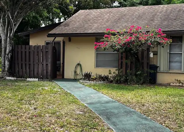 Property at 117 Essex Rd, Hollywood, FL, 33024, 2 beds, 2 baths, [object Object]