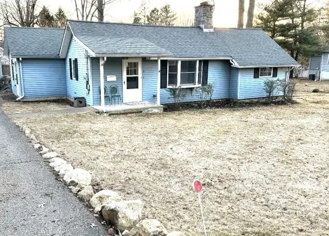 Property at 3 Oak Tree Ln, Sparta, NJ, 07871, 2 beds, 1 bath, [object Object]