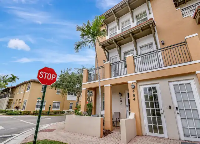 Property at 484 SW 147th Ave, Pembroke Pines, FL, 33027, 3 beds, 3.5 baths, [object Object]
